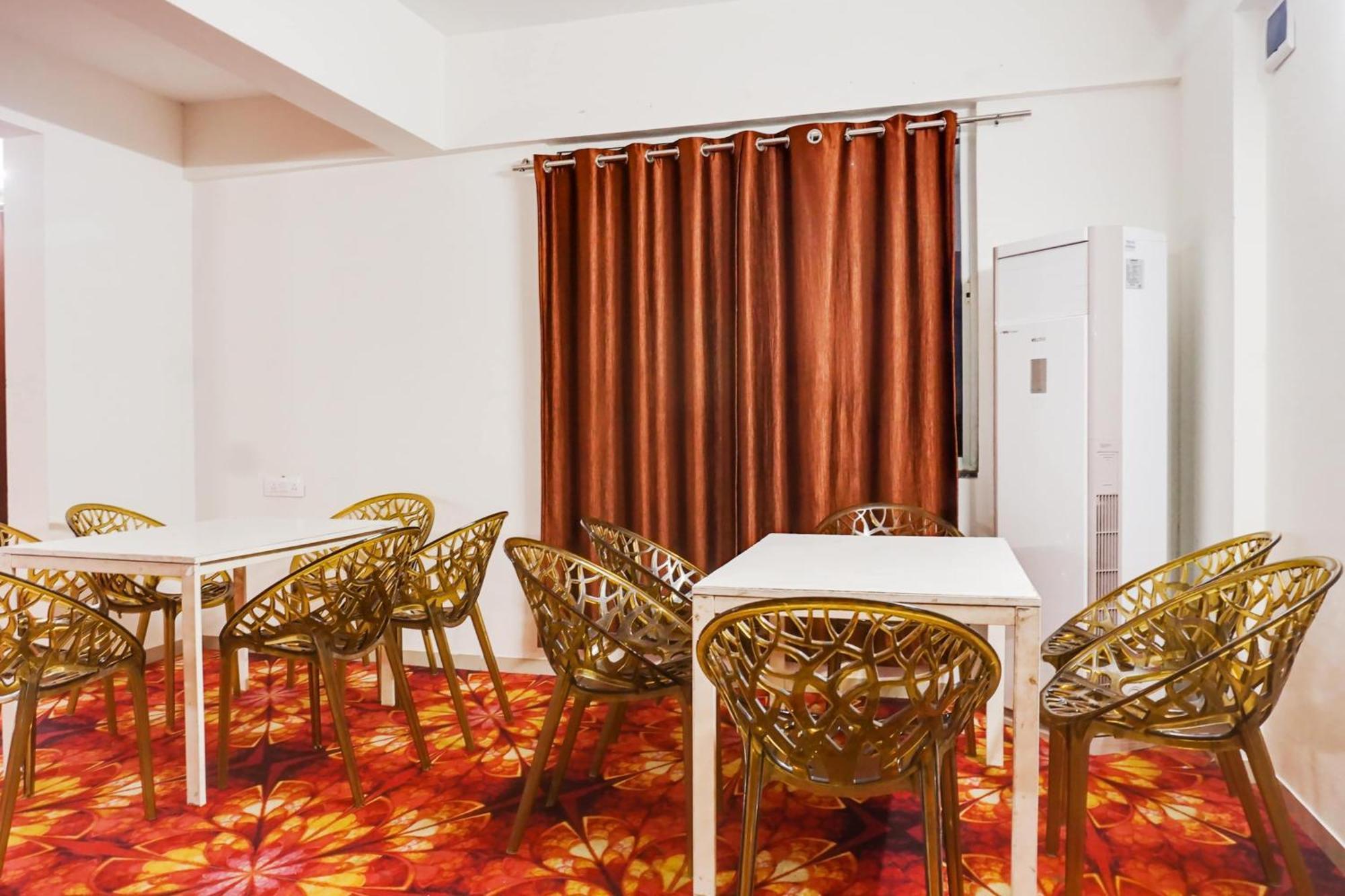 Super Townhouse Lohegaon Near Pune Airport Formerly Landmark Regency Lohogaon Luaran gambar
